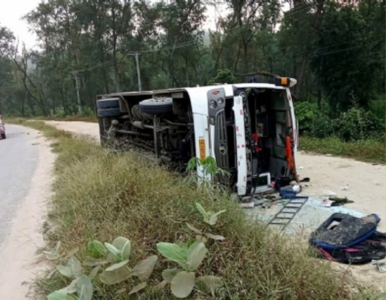 Bus Accident (1)